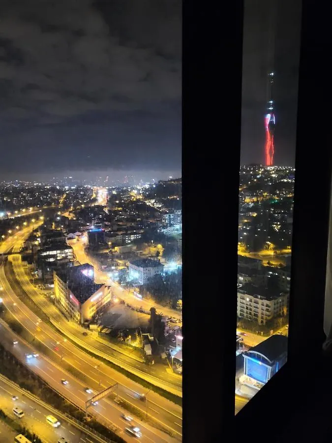 Apartment Serviced Luxurious 3+1 In Address Emaar Square Istanbul