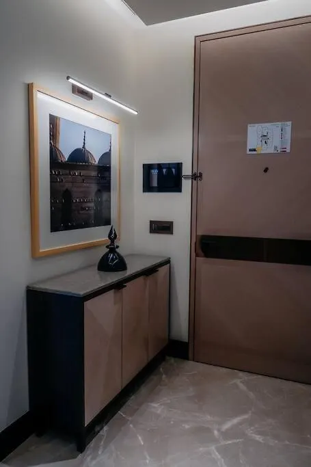 Serviced Luxurious 3+1 In Address Emaar Square Istanbul Apartment