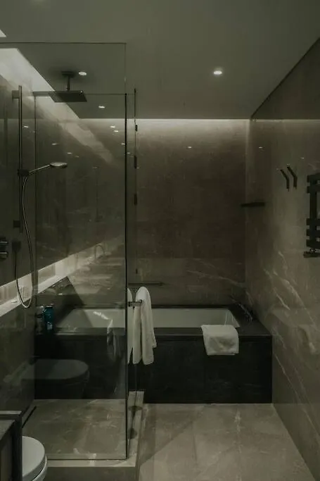 Serviced Luxurious 3+1 In Address Emaar Square Istanbul Apartment