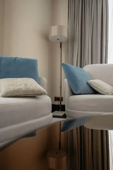 Serviced Luxurious 3+1 In Address Emaar Square اسطنبول 0*,  تركيا