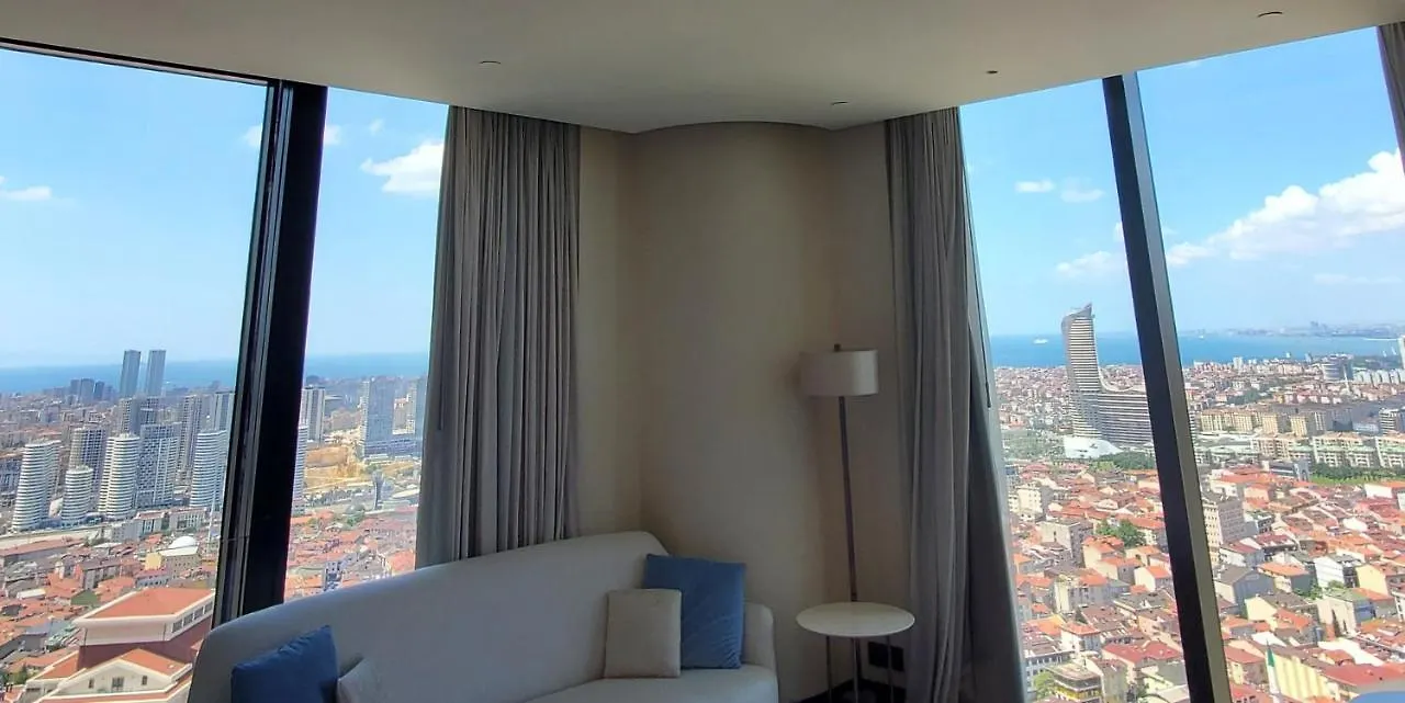 Serviced Luxurious 3+1 In Address Emaar Square اسطنبول شقة